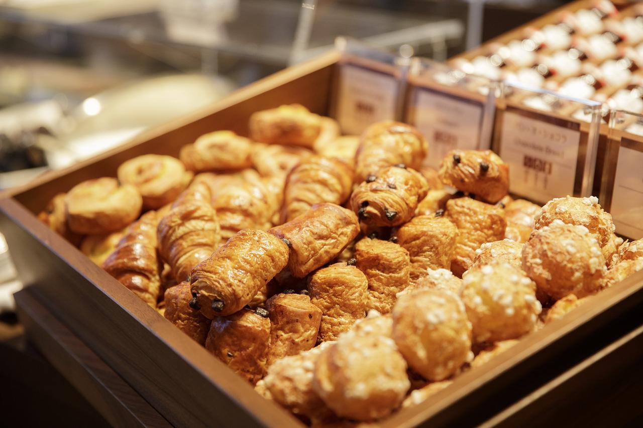 Nagoya Prince Hotel Sky Tower Exterior foto A selection of pastries